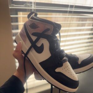Kids Jordan 1 mids SE Master black/bleached coral white